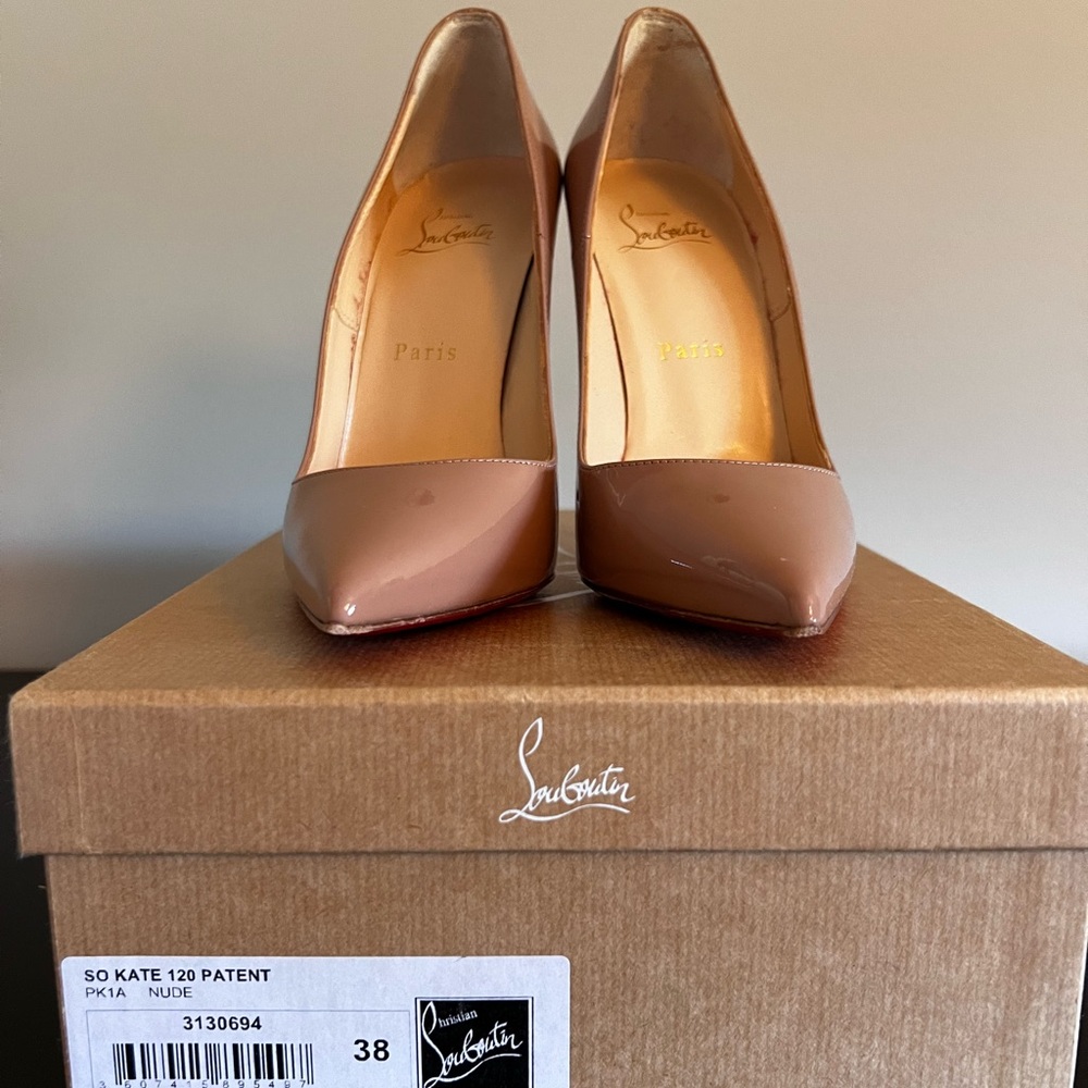 Christian Louboutin So Kate 120